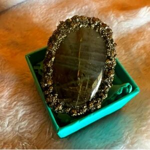 NWOT Artisan Made Lg Purple Flash Labradorite Ring w/Pave Crystals